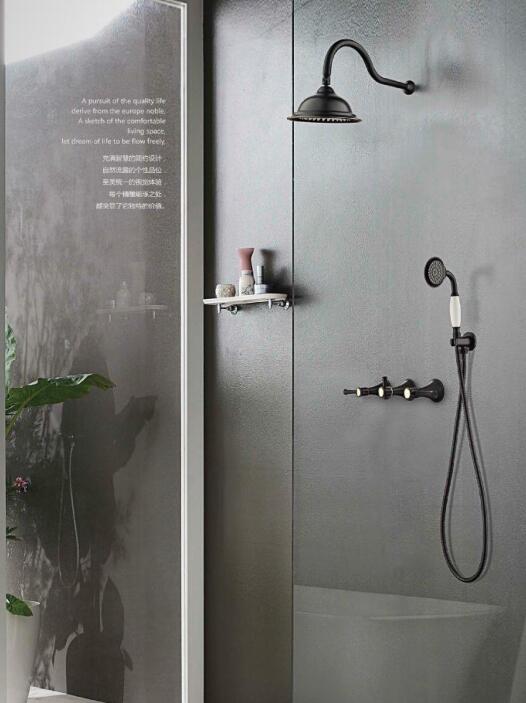 D&S shower sets